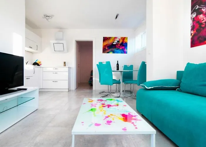 Vila Magenta, Terrace, Free Parking