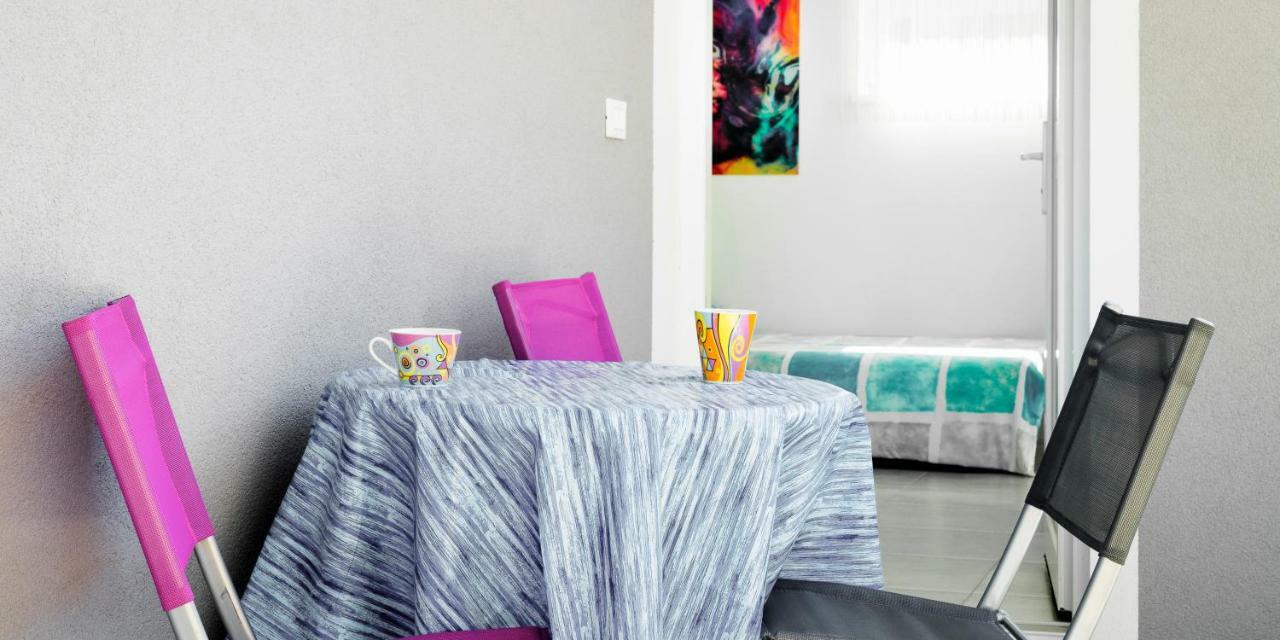 Magenta, Terrace, Free Parking Izola