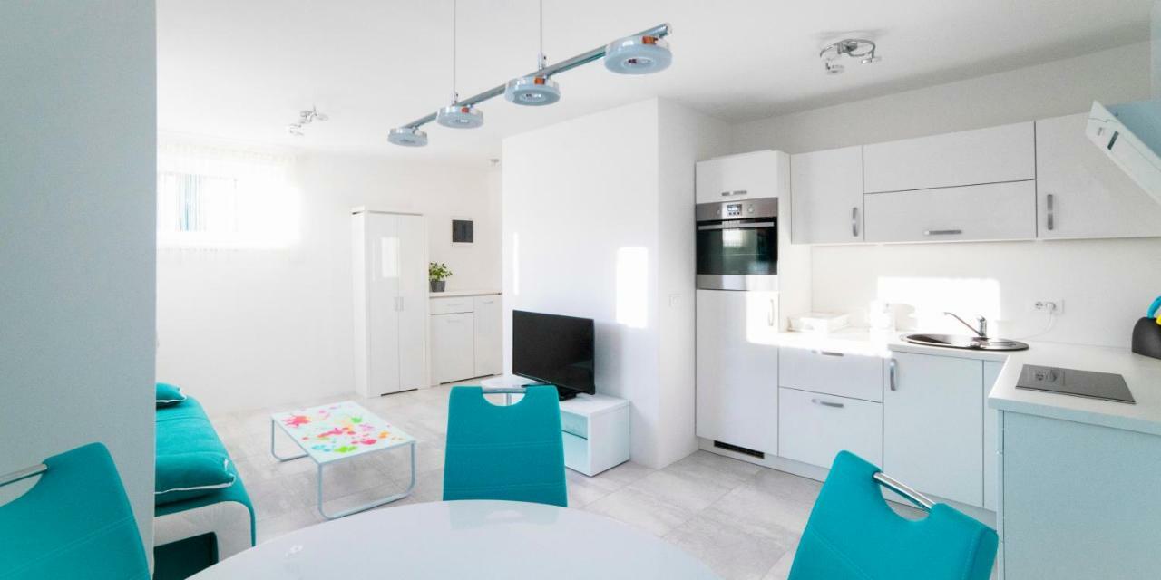 Magenta, Terrace, Free Parking Izola